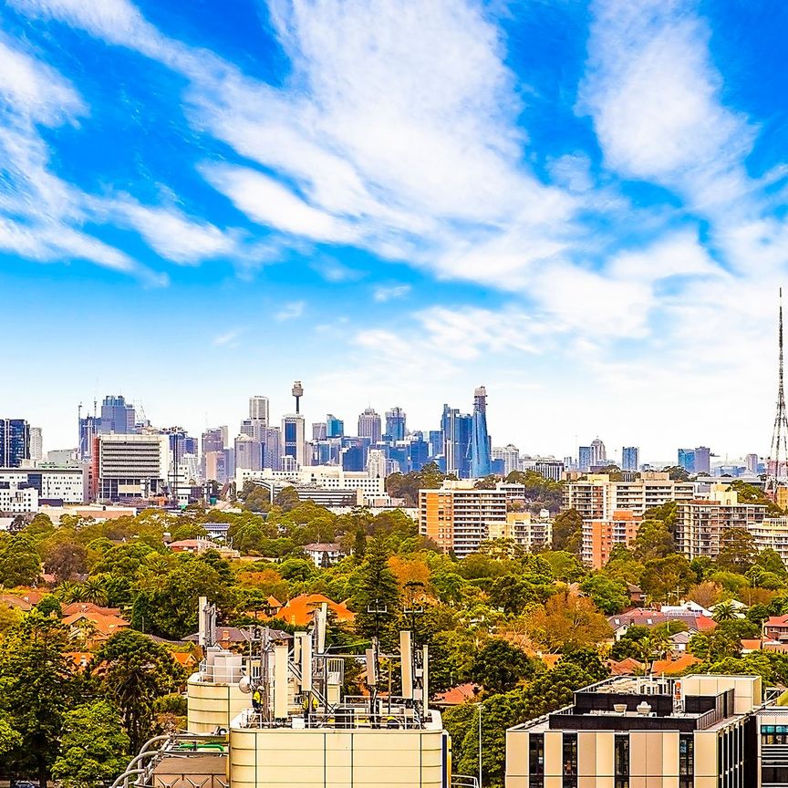 Modern Apartment with District Views &ast;&ast; Available 04&sol;11&sol;25 &ast;&ast; - Photo 1