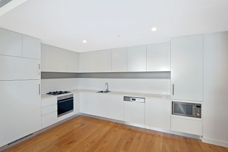 Spacious 1 Bedroom with Generous Sized Bedroom and Extra Large Parking! - Photo 3