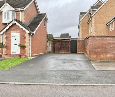 2 bedroom terraced house to rent - Photo 4