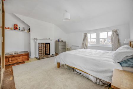 Albert Square, Stockwell, SW8 - Photo 3