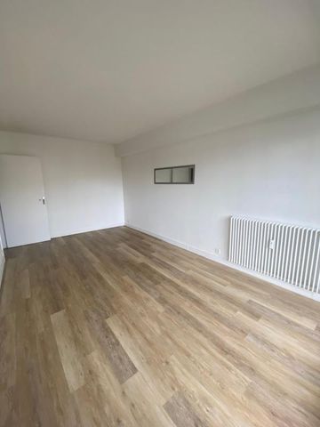 Location Appartement 1 pièce 25m² BOULOGNE BILLANCOURT 92100 - Photo 2
