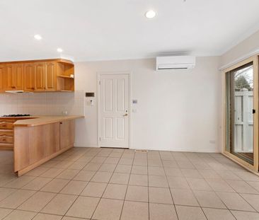 7 Wall Street, Beaumaris VIC 3193 - House For Rent | Domain - Photo 3
