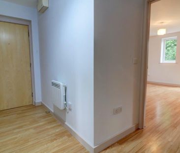 2 bedroom flat to rent - Photo 5