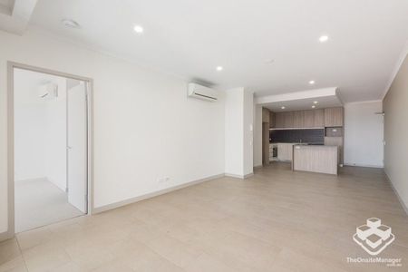 CENTRAL CHERMSIDE LOCATION - Photo 3