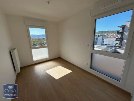 Appartement à louer 4 pièces 79.43m² - Photo 3