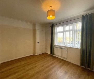 Bytham Road, Creeton, Lincs, NG33 - Photo 3