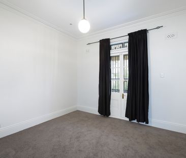 133 Little Eveleigh Street, Redfern NSW 2016 - Terrace For Rent | D... - Photo 3