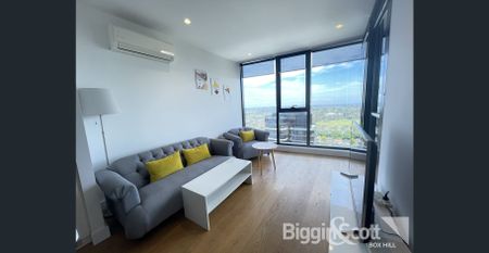 Luxury One-bedroom Apartment at Whitehorse Tower - Photo 2