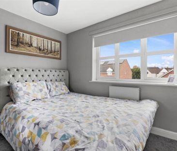 2 bedroom end of terrace house to rent - Photo 6