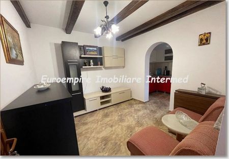 De inchiriat casa zona Bratianu Constanta - Fotografie 2