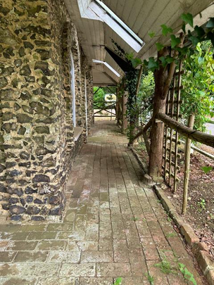Rossway - Photo 1