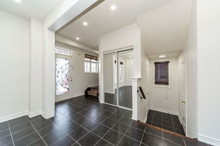 For Lease - 5355 Tenth Line Unit# (MAIN), Mississauga, Ontario - Photo 3