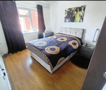 Jubilee Close, Spalding, Sutton St. James - Photo 4