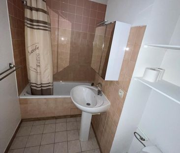 Location Appartement 2 pièces 37m² CREPY EN VALOIS 60800 - Photo 3