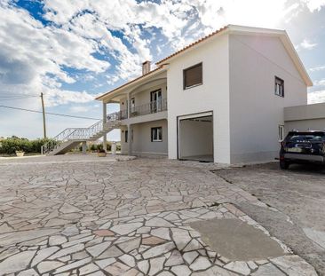 Lisboa, Lisbon 2640 - Photo 1