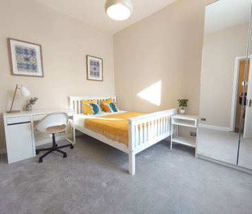 Chiswell Street, Liverpool. - Photo 5