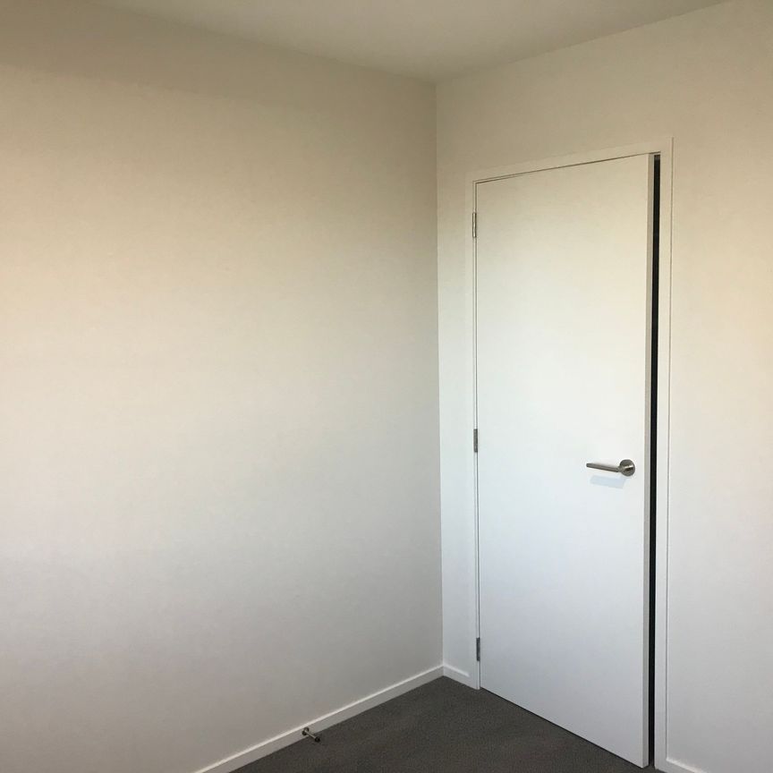 Smart & Suave on Station! - Photo 1