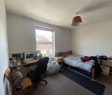 4 bedroom house to rent Bath Road, PO4 - Photo 4