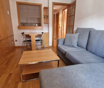 Apartamento de alquiler en Calle de Samaniego, 12, Rejas - Photo 5