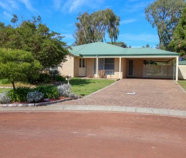 Quiet Cul-De-Sac Living - Photo 4