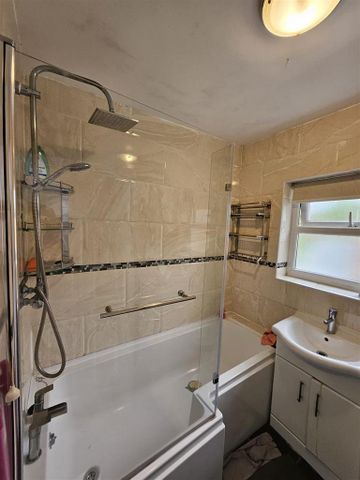 3 bedroom house to rent - Photo 3