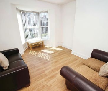2 bedroom Maisonette to rent in Beech Grove Terrace, Crawcrook, Tyn... - Photo 5