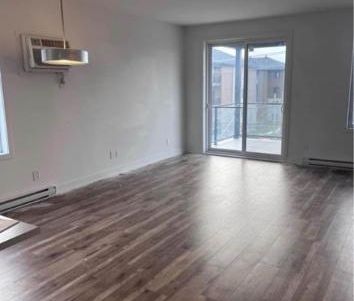 4 1/2 style condo - Photo 1