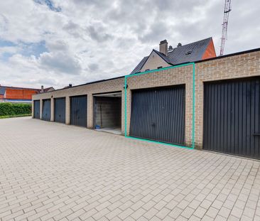 DUPLEXAPPARTEMENT MET 2 SLAAPKAMERS, 2 TERRASSEN EN GARAGEBOX AAN H... - Photo 3