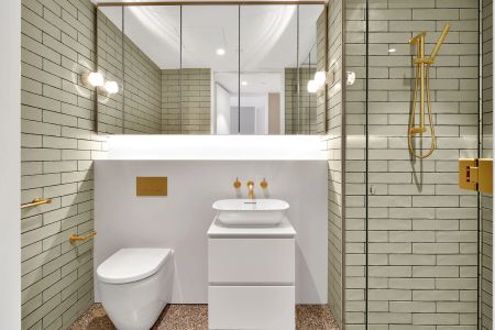 Stylish one bedroom one bathroom plus study apartment in Surry Hills Village - Photo 3