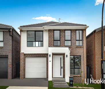 Brand New 3 Bedroom Home - Available Now! - Photo 2