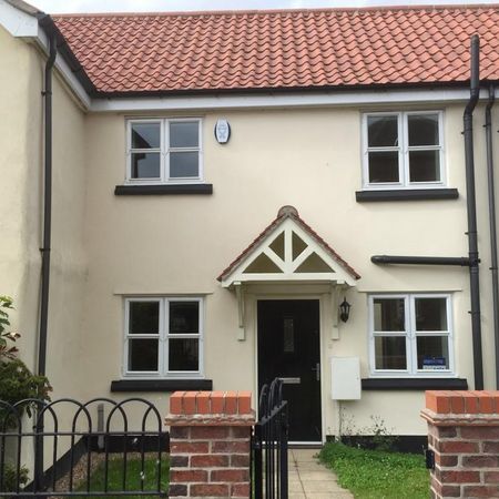 2 bedroom terraced house to rent - Photo 4