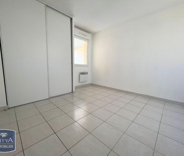Location Appartement 2 pièces 48m² SORGUES 84700 - Photo 4