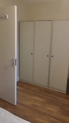 Room in a Shared House, Whitehorse Road, CR0 - Photo 5