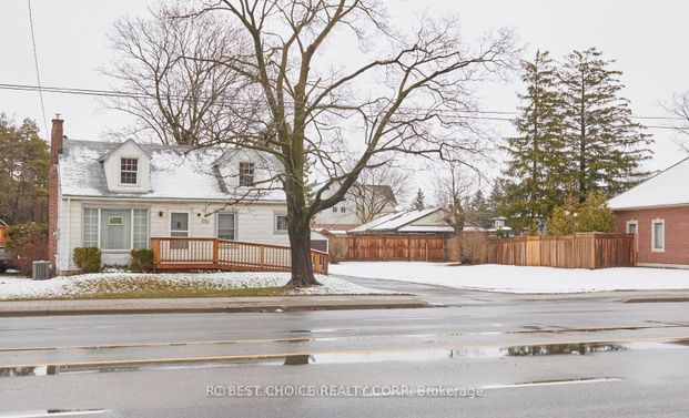 For Lease - 1705 Simcoe Street, Oshawa, Ontario - Photo 1