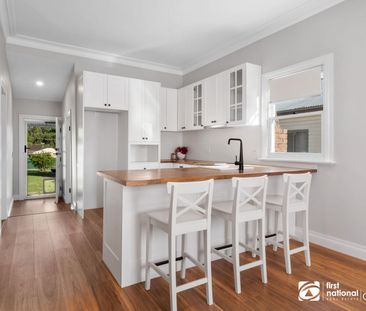 Contemporary Living Meets Suburbia Outlook - Photo 4