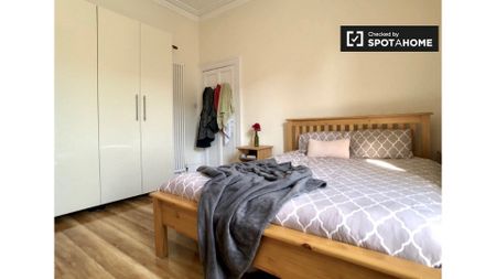 Large room in shared apartment in Stoneybatter, Dublin - Photo 5