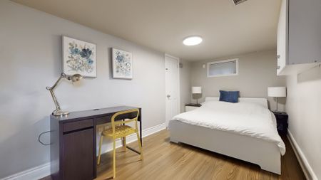 For Lease - 30 Paperbirch Drive, Toronto, Ontario - Photo 5