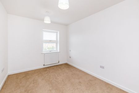 3 bedroom apartment to rent Bodmin Place, Broughton, Milton Keynes, Buckinghamshire, MK10 - Photo 4