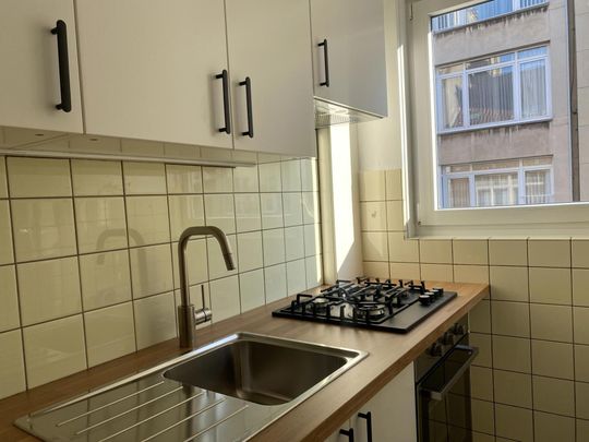 Gezellig en licht appartement in hartje Klein-Antwerpen - Photo 1