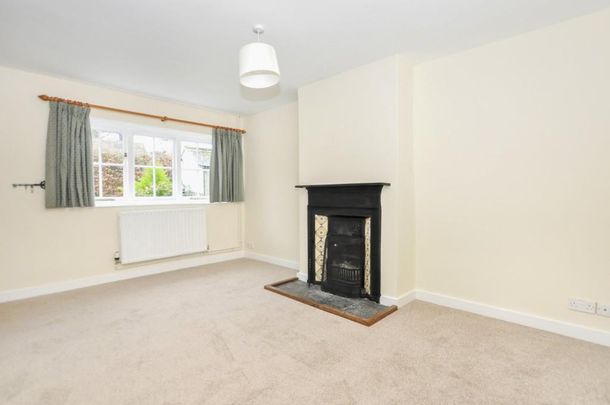 2 bedroom cottage to rent - Photo 1