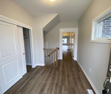 For Lease - 70 Samuel Avenue, Pelham, Ontario - Photo 5