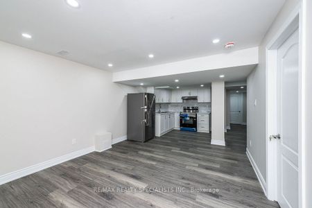 For Lease - 9 Boothill Drive, Brampton, Ontario - Photo 3