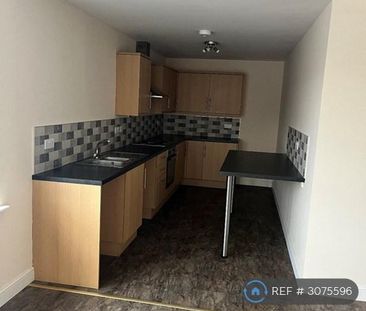 2 bedroom flat to rent - Photo 4
