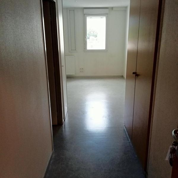 Appartement - T1 - BELLIGNAT - Photo 1