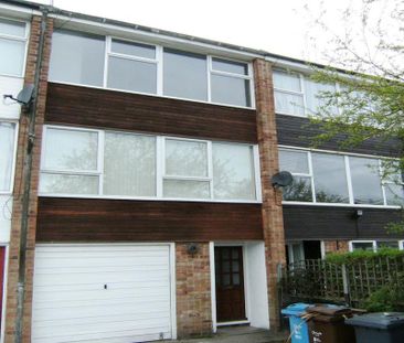 3 bedroom terraced house to rent - Photo 3