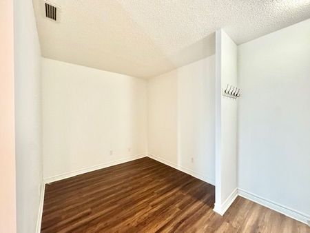 For Lease - 763 Bay Street Unit# 3110, Toronto, Ontario - Photo 2