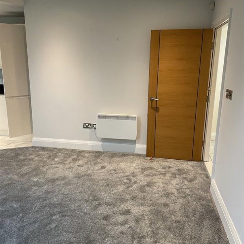 2 Bedroom Apartment To Let - Photo 1