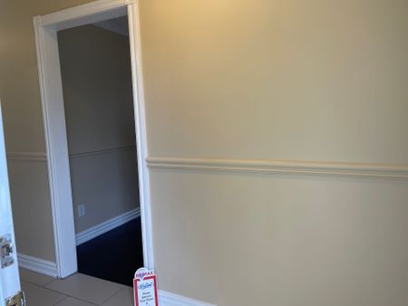 For Lease - 166 Hupfield Trail Unit# Front Unit, Toronto, Ontario - Photo 3