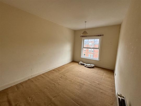 Flat 3 40 High Street - Photo 1