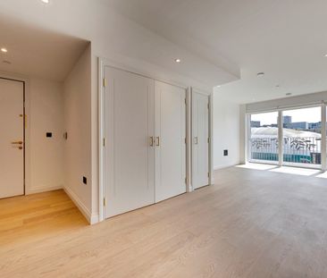 1 Bed Flat, Watermeadow Lane, SW6 - Photo 1